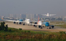 Vì sao vé máy bay ngày càng đắt đỏ?