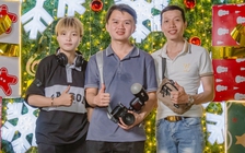 Chàng trai chụp ảnh Giáng sinh miễn phí cho người dân quê nhà