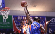 Highlights VBA 2023: Thắng Cantho Catfish, Hanoi Buffaloes là đội đầu tiên vào vòng tiếp theo