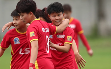 Thùy Trang lập hat-trick giúp đội nữ TP.HCM 1 vô địch lượt đi giải quốc gia