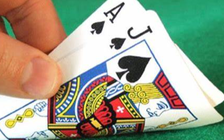 Bắt quả tang 4 cán bộ Chi cục Dự trữ Nhà nước huyện Hà Trung đánh bạc