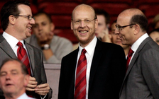 Chủ CLB M.U yêu cầu 5 đối tác mua đội bóng gửi giá thầu