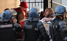 UEFA chịu trách nhiệm về sự cố suýt thành thảm họa ở chung kết Champions League