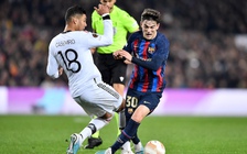 Europa League: Barcelona và M.U 'bất phân thắng bại' ở lượt đi vòng knock out