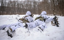 Chiến sự ngày 361: Mỹ cảnh báo Trung Quốc, Nga đáp trả Tổng thống Pháp