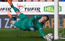 CLB Công an Hà Nội xóa tên sao Việt kiều Filip Nguyễn