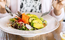 Cai thuốc lá thành công, nên ăn uống thế nào để kéo dài tuổi thọ?