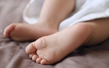 Người mẹ trẻ sinh bé trai 7,3 kg, nặng gần bằng trẻ 1 tuổi