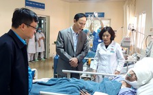 Vụ nổ tàu ở Quảng Ninh: Chuyển 5 người bị thương nặng lên bệnh viện tuyến trên