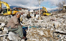 Chạy đua tìm người sống sót trong động đất ở Thổ Nhĩ Kỳ và Syria