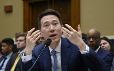 Điều trần trước Quốc hội Mỹ, CEO TikTok bị ‘quay như chong chóng’