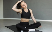 10 động tác yoga đơn giản giúp giảm đau cổ vai gáy hữu hiệu