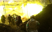 Chiến sự ngày 415: Ukraine sẽ dùng mọi vũ khí không bị cấm để giành lại Crimea