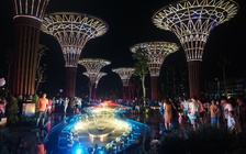 Hàng vạn du khách tham dự lễ kỷ niệm 60 năm đô thị Sầm Sơn