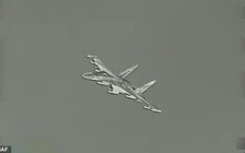Mỹ tung video chiến đấu cơ Su-35 Nga chặn đón F-16 trên bầu trời Syria