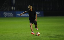 HLV Keisuke Honda nôn nóng trước ngày ra quân tại SEA Games 32