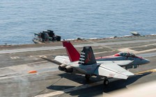 Tàu sân bay Mỹ đạt cột mốc lịch sử khi hoạt động ở Biển Đông