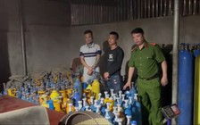 Quảng Ninh: Phát hiện kho hàng chứa hơn 210 bình khí cười