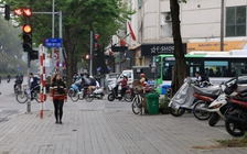 Hà Nội cần lập quy hoạch lòng đường, vỉa hè từng tuyến phố