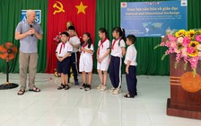 PGS đến từ Mỹ giải đáp phương pháp học tiếng Anh tại Ngôi nhà trí tuệ