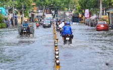 TP.HCM vào mùa mưa, ngày nắng giảm nhiệt