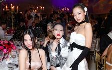 Song Hye Kyo 'đọ sắc' Jennie (BlackPink) ở Met Gala