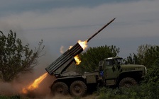 Chiến sự ngày 452: Bakhmut là tâm điểm; Mỹ tiếp sức cho Ukraine