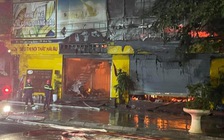 Cháy chợ tự phát bán đồ giá rẻ cho công nhân ở Vĩnh Phúc