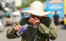 Miền Bắc, miền Trung nắng nóng đỉnh điểm, nhiều nơi trên 42 độ C