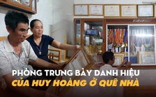 'Rái cá' Nguyễn Huy Hoàng từ lời kể của cha: Tuổi thơ bơi dọc sông Gianh cào hến