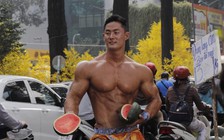 Trai Hàn hóa 'Mai An Tiêm bán dưa hấu' đắt show sự kiện