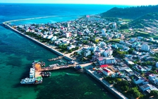 Quảng Ngãi: Đảo Lý Sơn vận động cải táng mồ mả, hỏa táng người chết