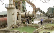 Khởi tố phó giám đốc doanh nghiệp xả hơn 400 tấn chất thải ra môi trường