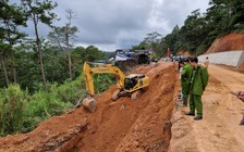 Lâm Đồng: Yêu cầu di dời dân khỏi vùng nguy hiểm sau 2 vụ sập ta luy