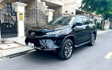 Toyota Fortuner Legender 'mất giá' hơn 350 triệu đồng sau 1 năm sử dụng