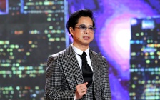 Ca sĩ Ngọc Sơn: Tôi có thể 'tắt hơi' trên sân khấu khi hát về mẹ