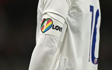 FIFA có quyết định tránh tranh cãi, Huỳnh Như đeo các băng đội trưởng khác nhau ở World Cup