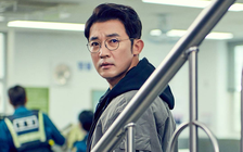 Mỹ nam ‘Ước mơ vươn tới một ngôi sao’ Ahn Jae Wook phong độ ở tuổi 52