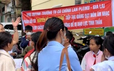 Gia Lai: Phụ huynh treo băng rôn phản đối giáo viên dạy môn âm nhạc