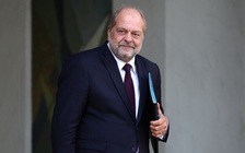 Bộ trưởng Pháp gây phẫn nộ vì phát ngôn về phụ nữ để ngực trần