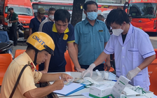 Bất ngờ kiểm tra ma túy các tài xế tại bến xe An Sương