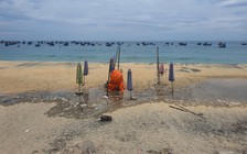 Bình Định: Điều tra vụ bé gái bị điện giật tử vong ở bãi biển