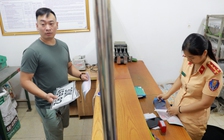 Người dân 'than trời' đăng ký xe mới theo biển số định danh, Cục CSGT nói gì?