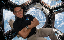 Phi hành gia Mỹ phá kỷ lục về thời gian ở ngoài không gian liên tục