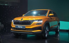 Skoda Karoq giá từ 999 triệu đồng, có gì để cạnh tranh Mazda CX-5?