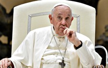 Giáo hoàng Francis: Công nghiệp vũ khí đang bắt người dân Ukraine chịu hậu quả