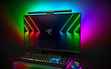 Razer trình diễn thanh đèn màn hình Aether Monitor Light Bar cho game thủ