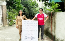 30 tuổi lấy vợ: Xin phép chính quyền đặt biển xin đường tổ chức đám cưới