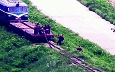 Triều Tiên cắt kết nối đường bộ, đường sắt với Hàn Quốc