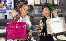 Cardi B khoe bộ sưu tập túi Hermès trị giá hơn 50 tỉ đồng